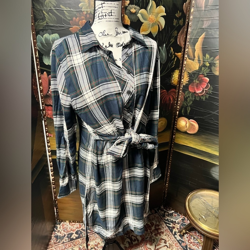 Tommy Hilfiger Green and white Plaid Shirt dress (MB1) - Picture 15 of 17